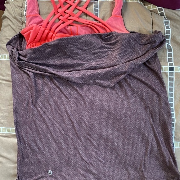 Lululemon Wild Tank Top w Built in Bra Pink Bra Women's, Sz: 4 - Picture 7 of 8